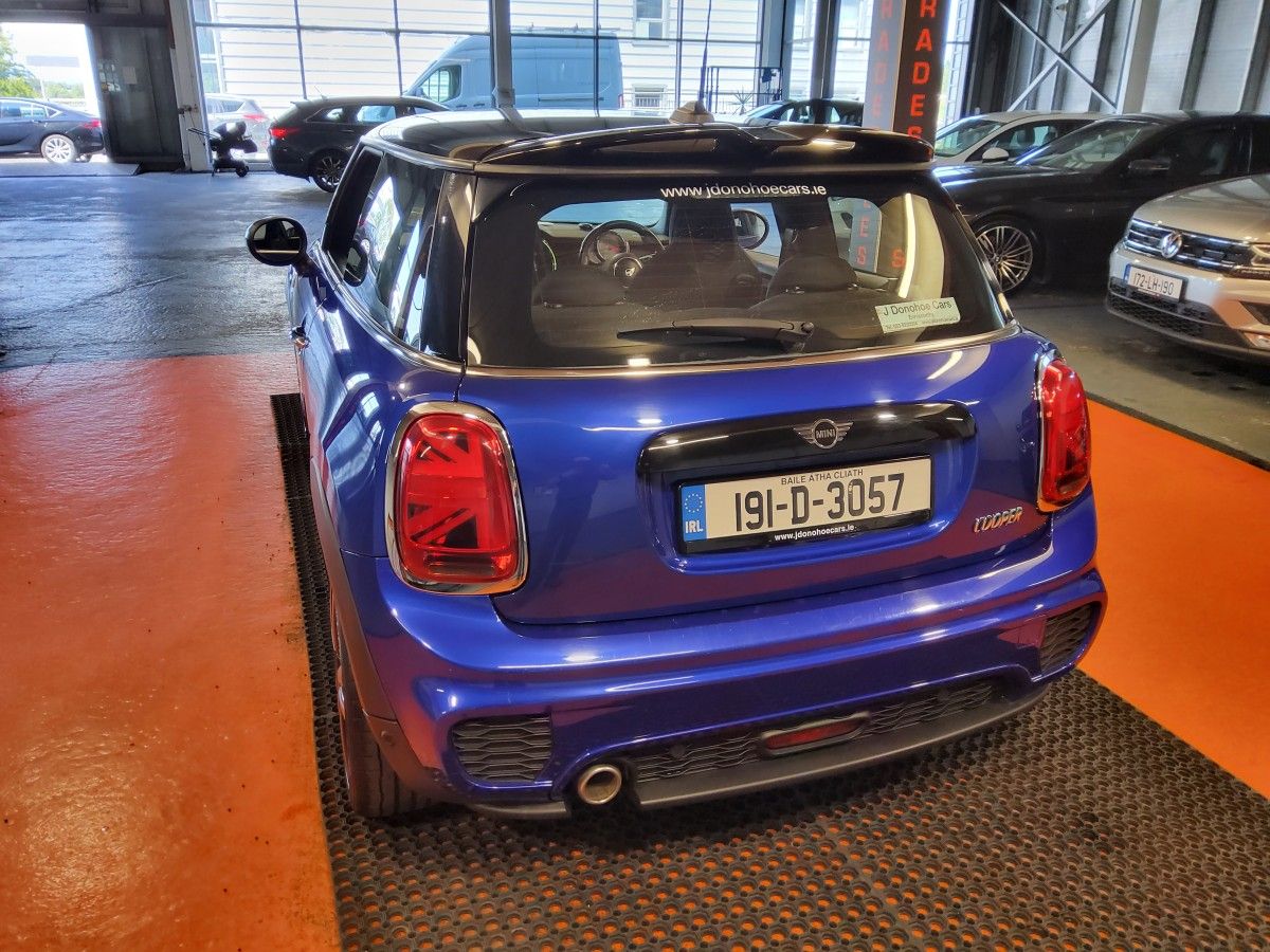 MINI Cooper Cooper Sport