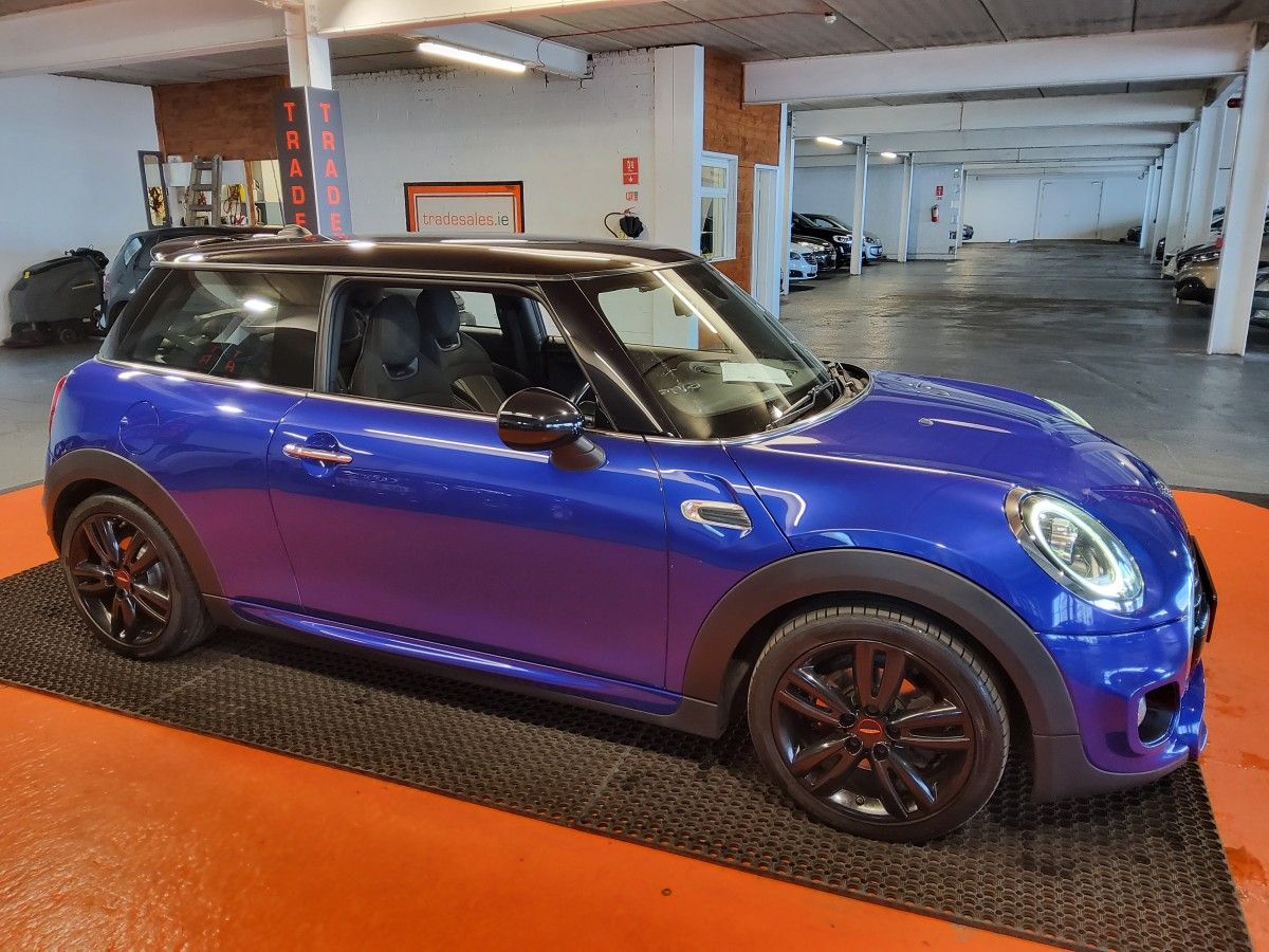MINI Cooper Cooper Sport
