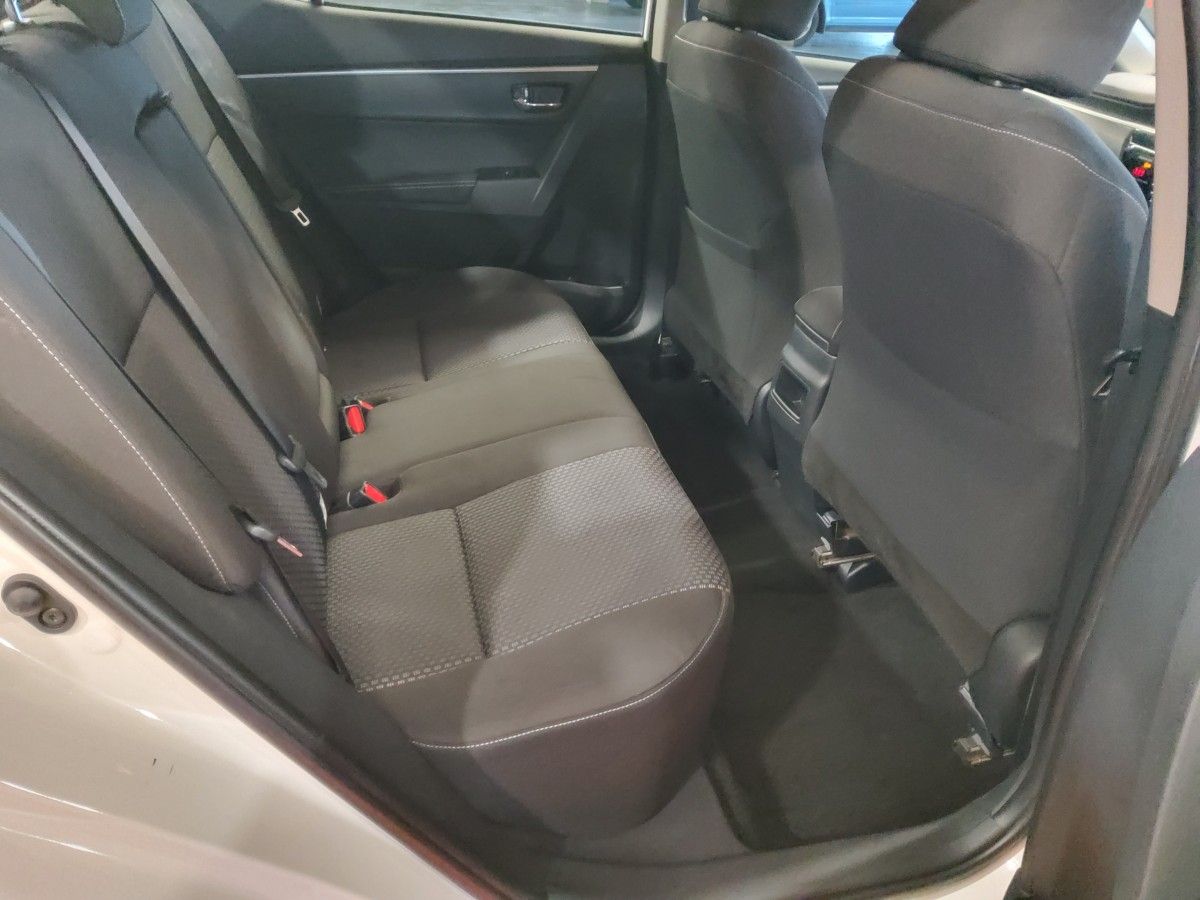 Toyota Corolla D-4D 90 (1.4) Luna