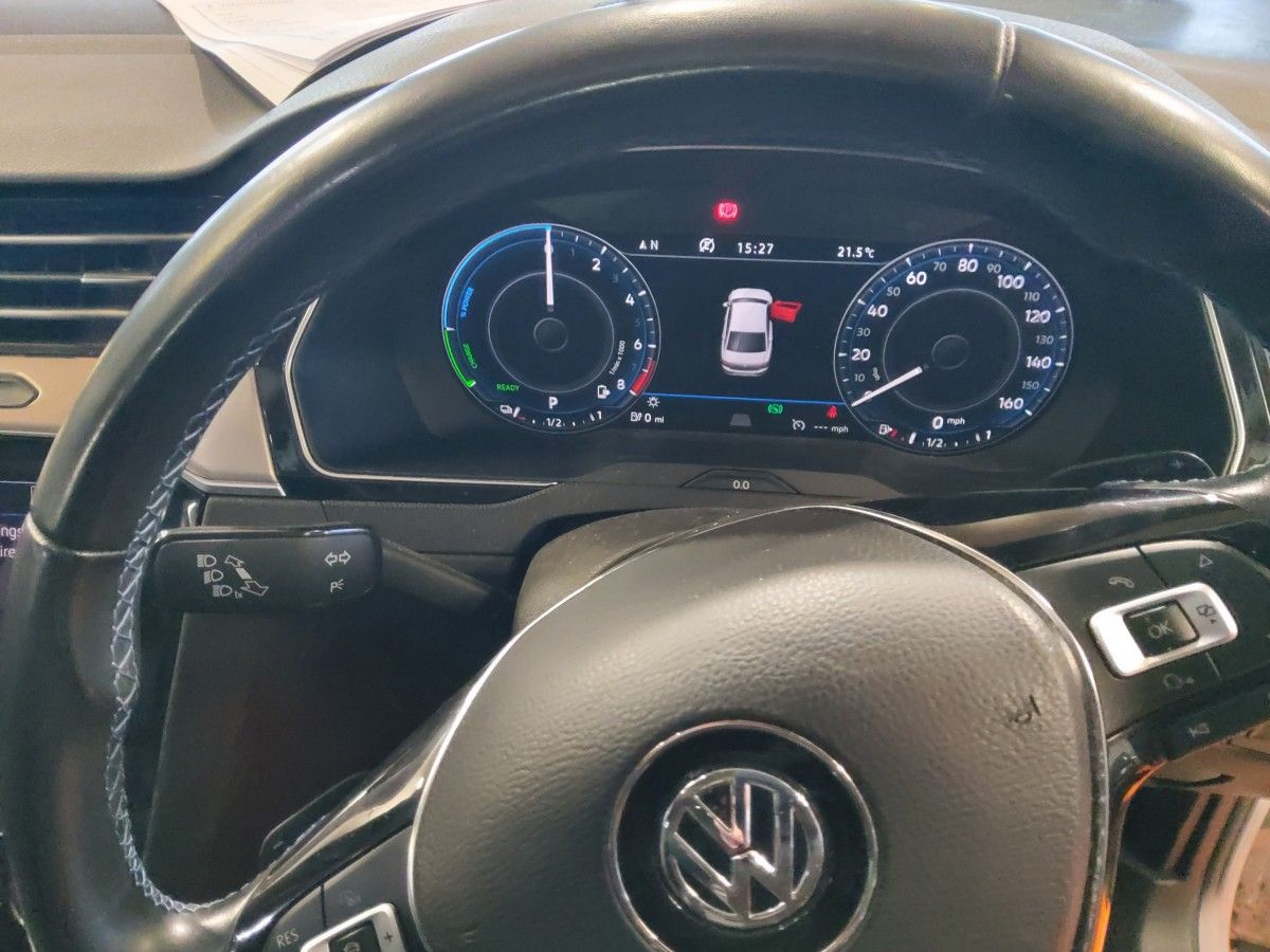 Volkswagen Passat 1.4 TSI DSG GTE