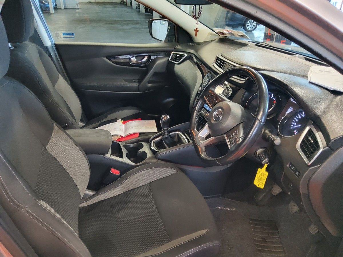 Nissan QASHQAI 1.2 PET SV