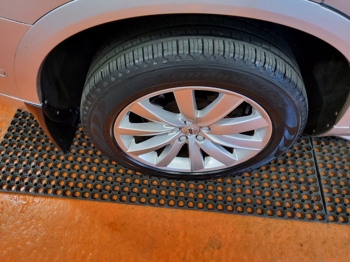 Volvo XC90 D4 (190hp) FWD Momentum Geartronic