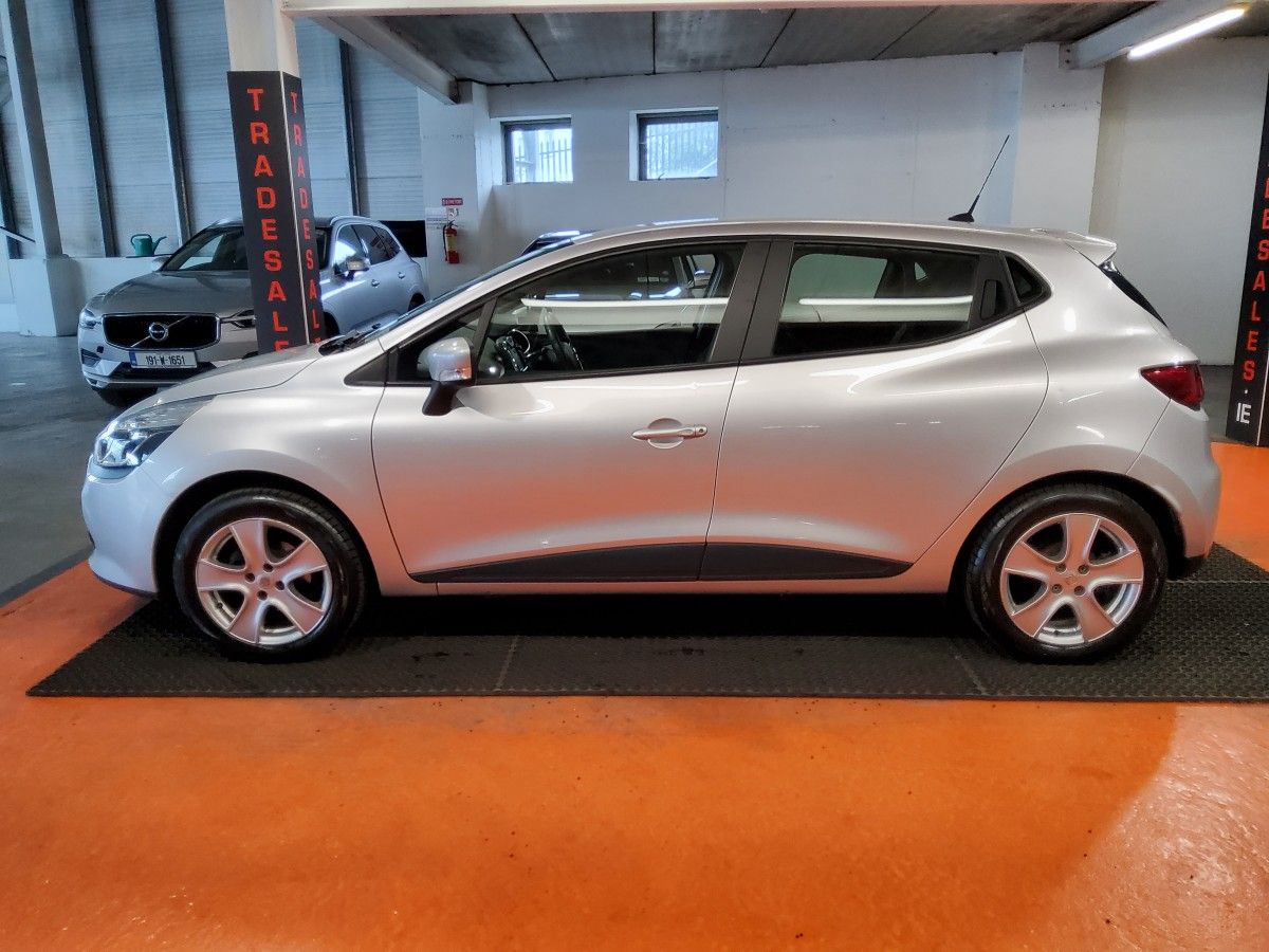 Renault Clio 1.2 16V 75 DYNAMIQUE NAV