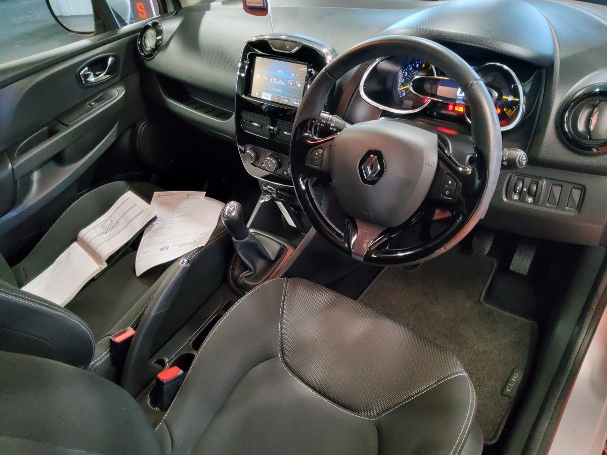 Renault Clio 1.2 16V 75 DYNAMIQUE NAV
