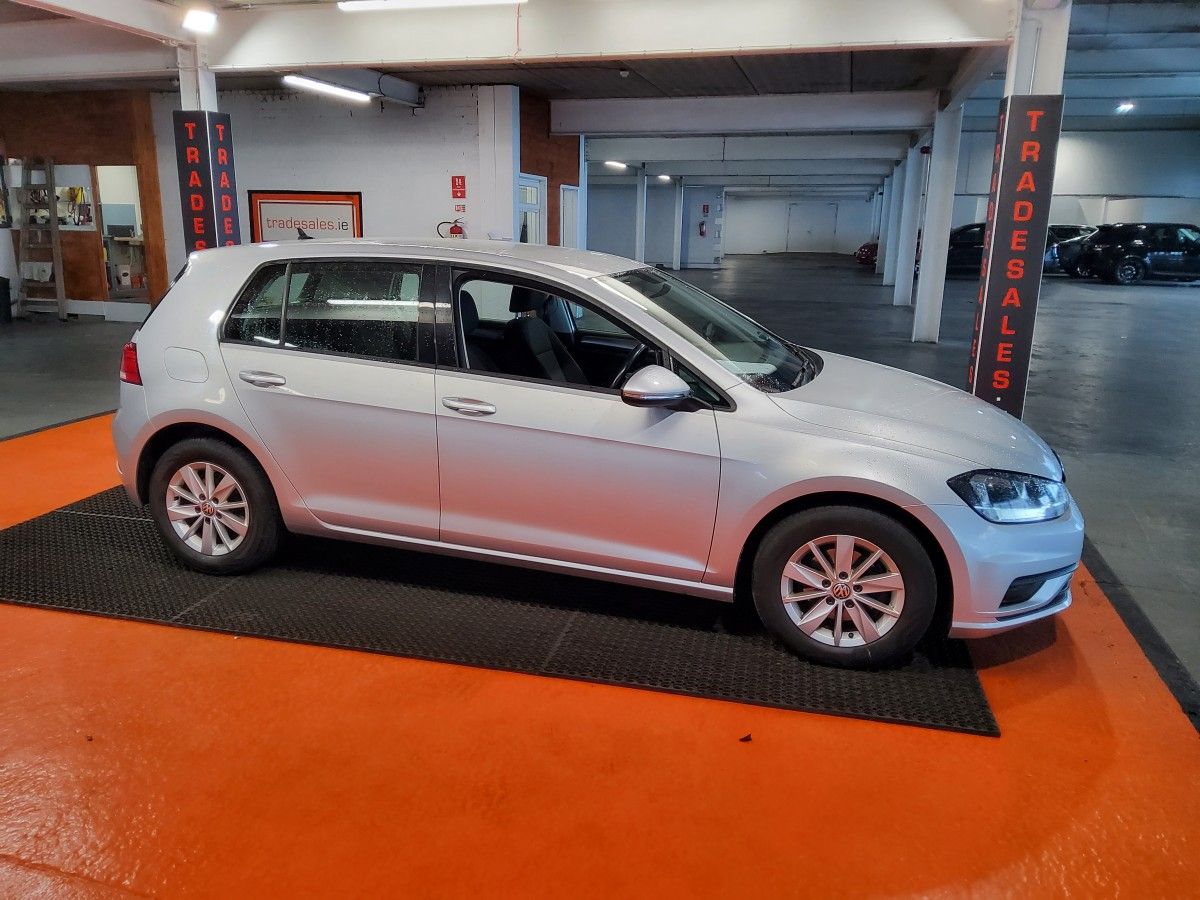 Volkswagen Golf 1.6 TDI 3DR 90HP Trendline