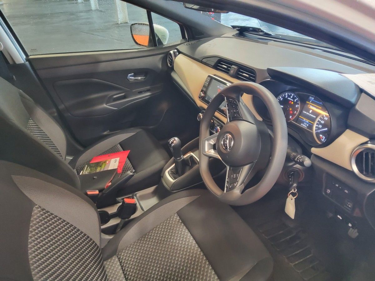 Nissan Micra 1.0T SV