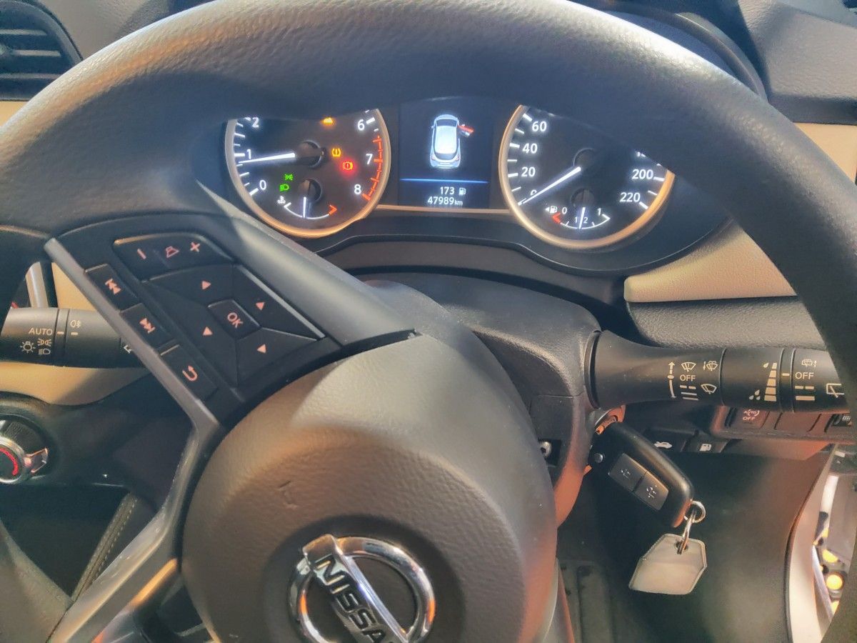 Nissan Micra 1.0T SV