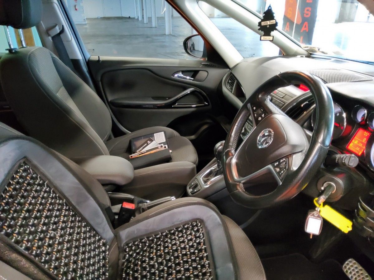 Vauxhall Zafira ZAFIRA TOURER 2.0 CDTI SRI 170 P