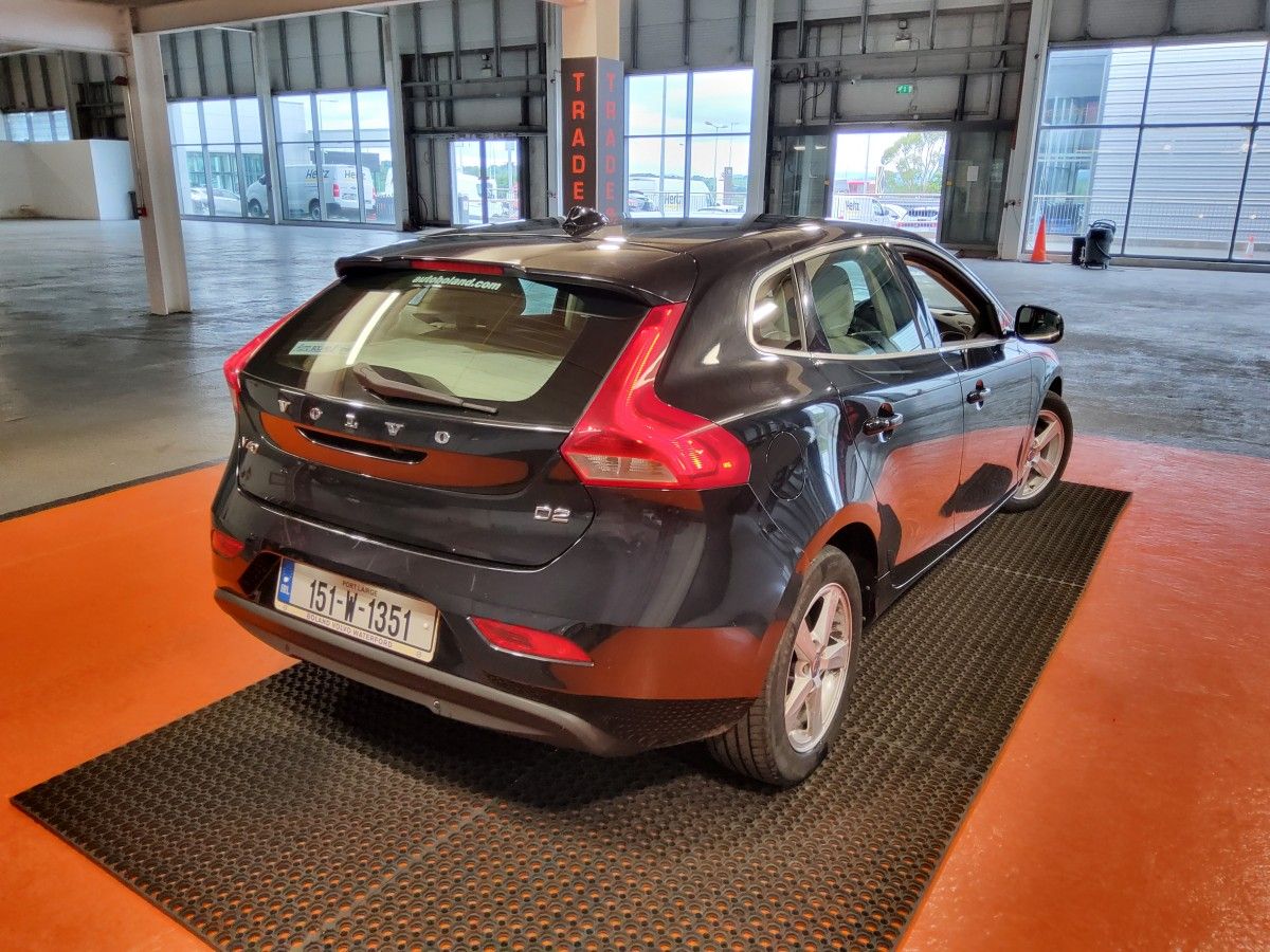 Volvo V40 1.6 D2 (115hp) SE Leather