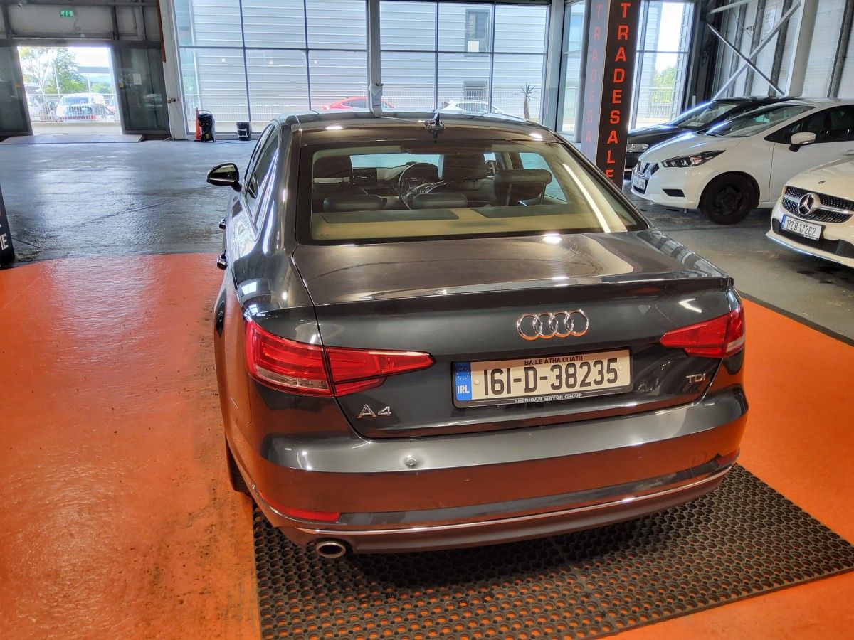 Audi A4 2.0TDI 150HP SE Ultra