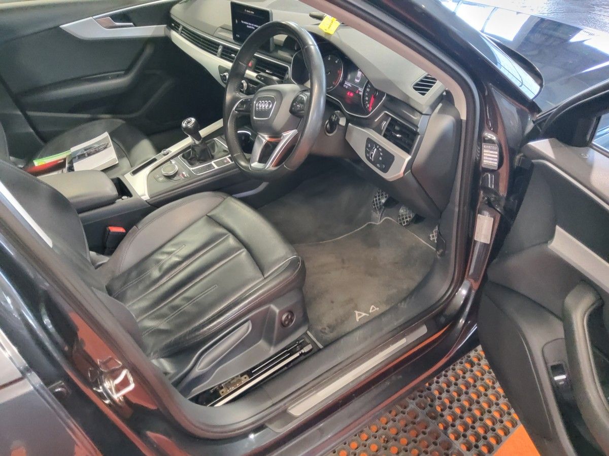 Audi A4 2.0TDI 150HP SE Ultra