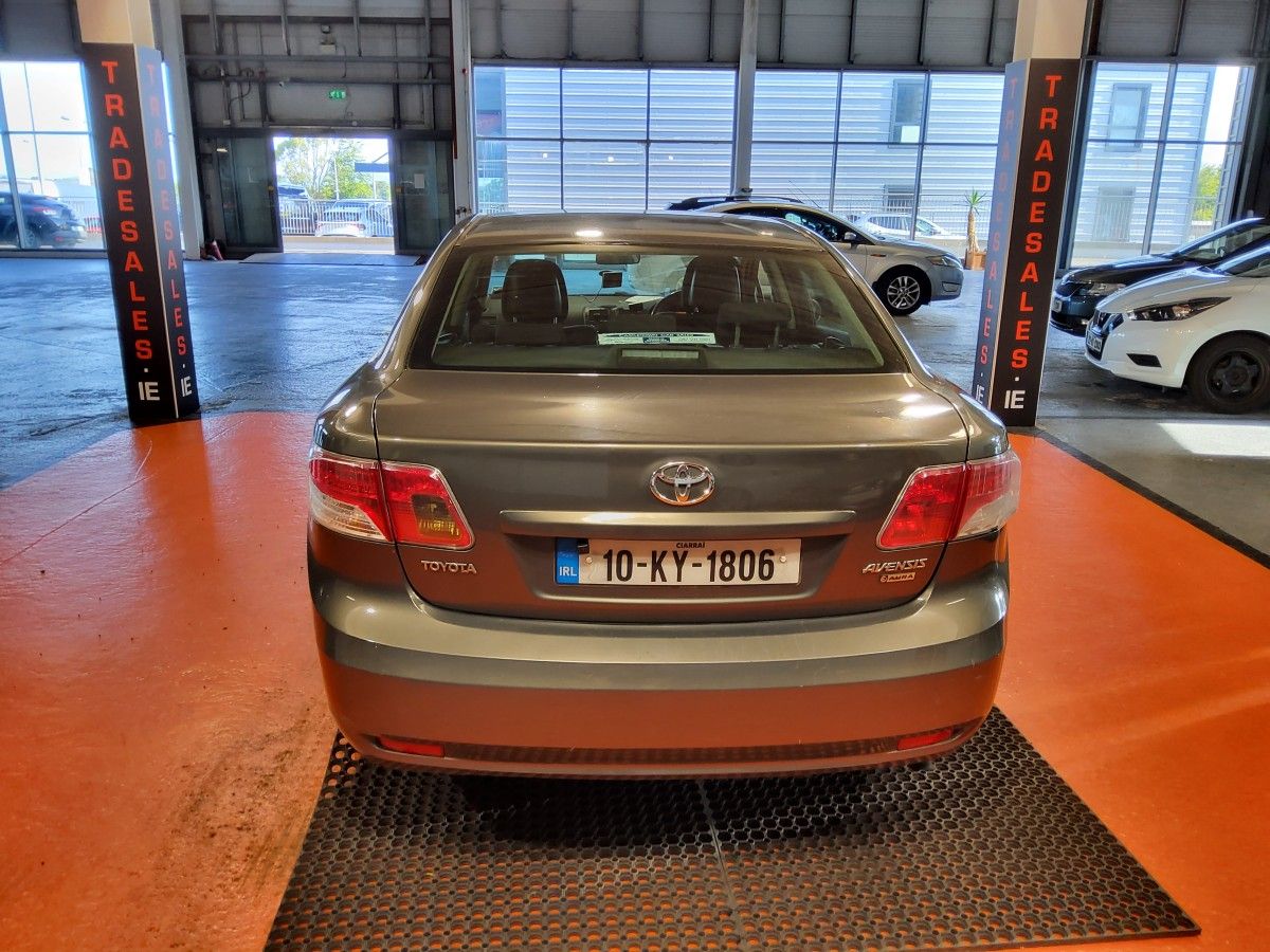 Toyota Avensis 1.6 Valvematic Aura