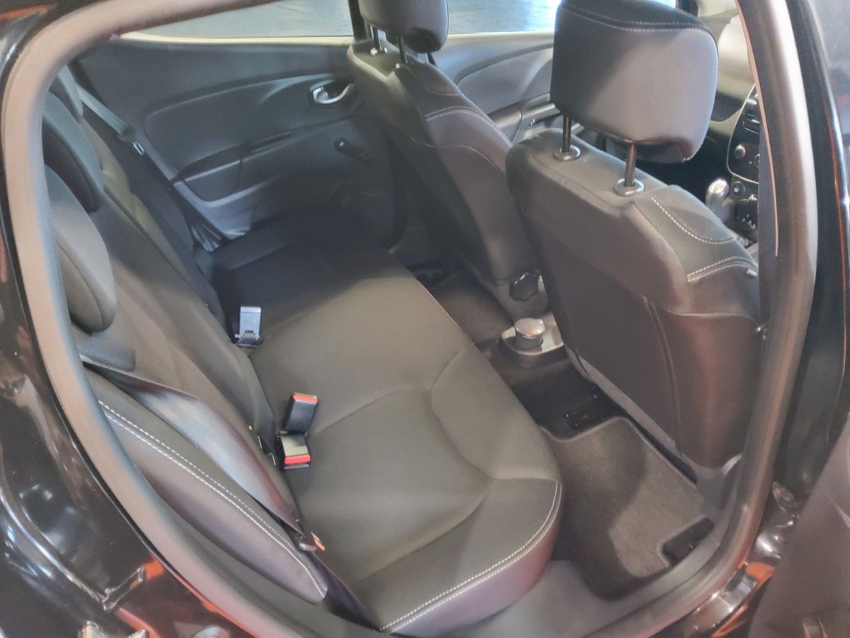 Renault Clio 1.2 16V 75 DYNAMIQUE NAV