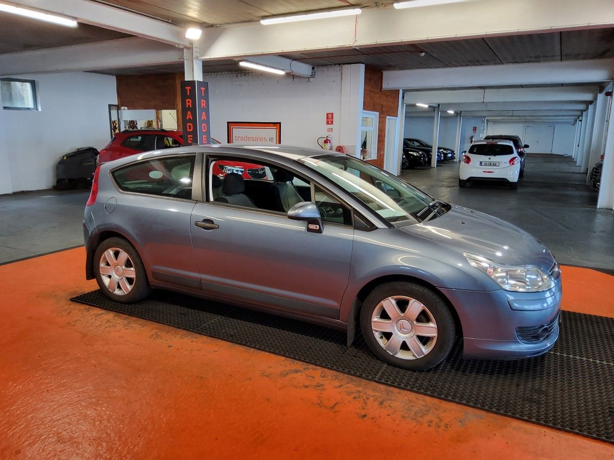 Citroen C4 1.4i 16V VTR Coupe