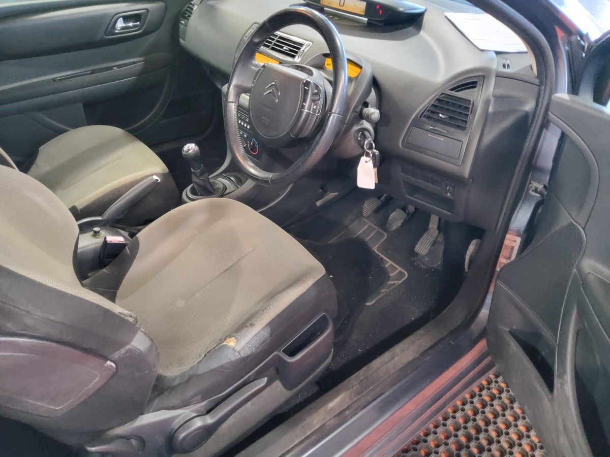 Citroen C4 1.4i 16V VTR Coupe