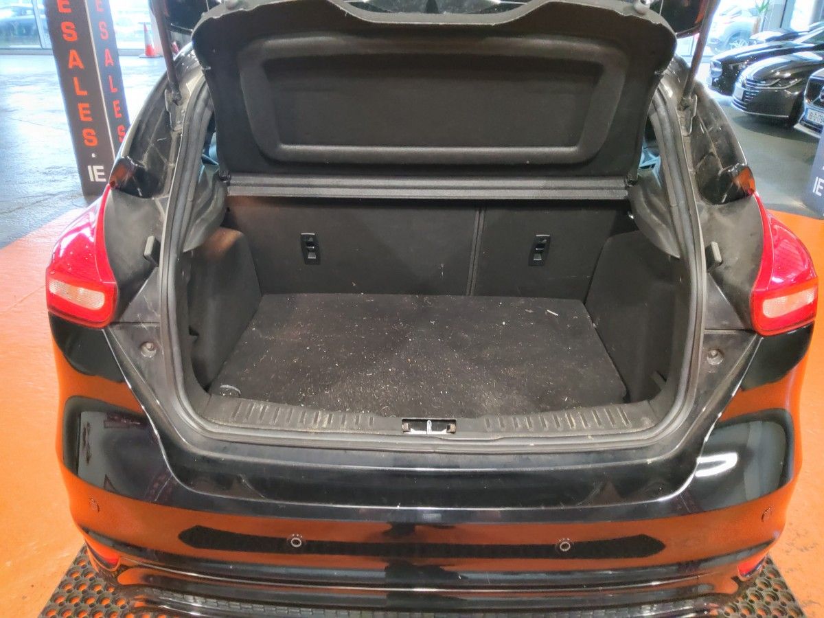 Ford Focus 1.0 EcoBoost 125PS ST-Line