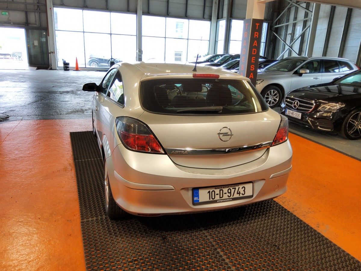 Opel Astra 1.4 16V SXI