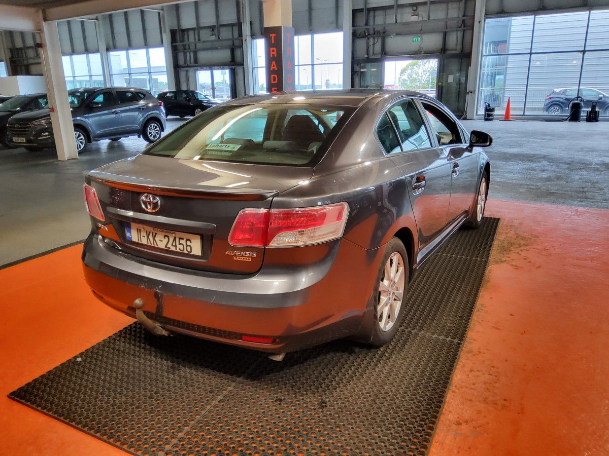 Toyota Avensis 2.0 D-4D DPF 125 BHP Aura