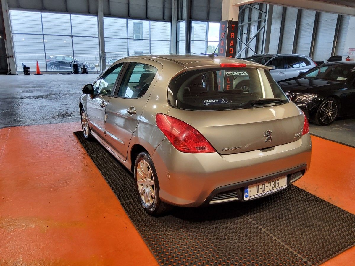Peugeot 308 1.6 HDI 92BHP 5 dr ENVY