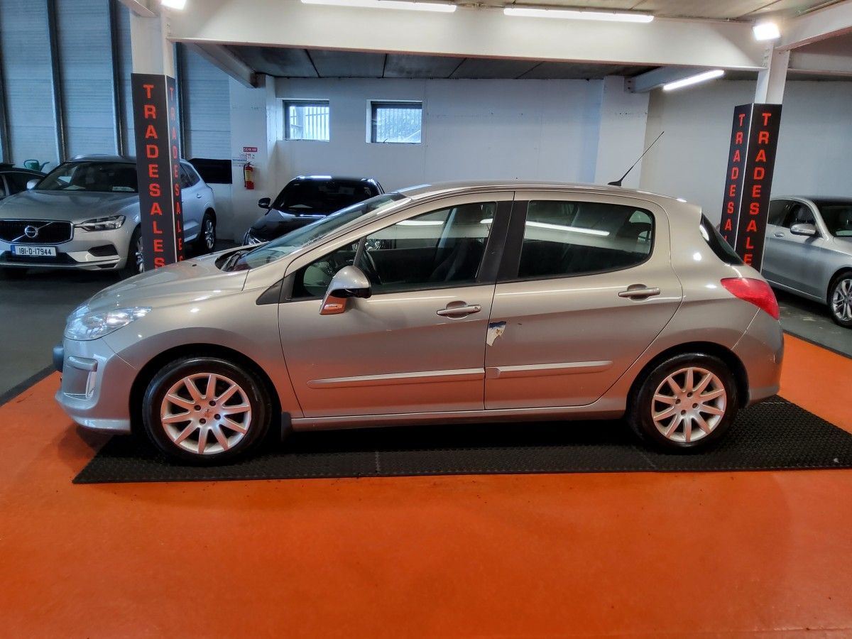 Peugeot 308 1.6 HDI 92BHP 5 dr ENVY