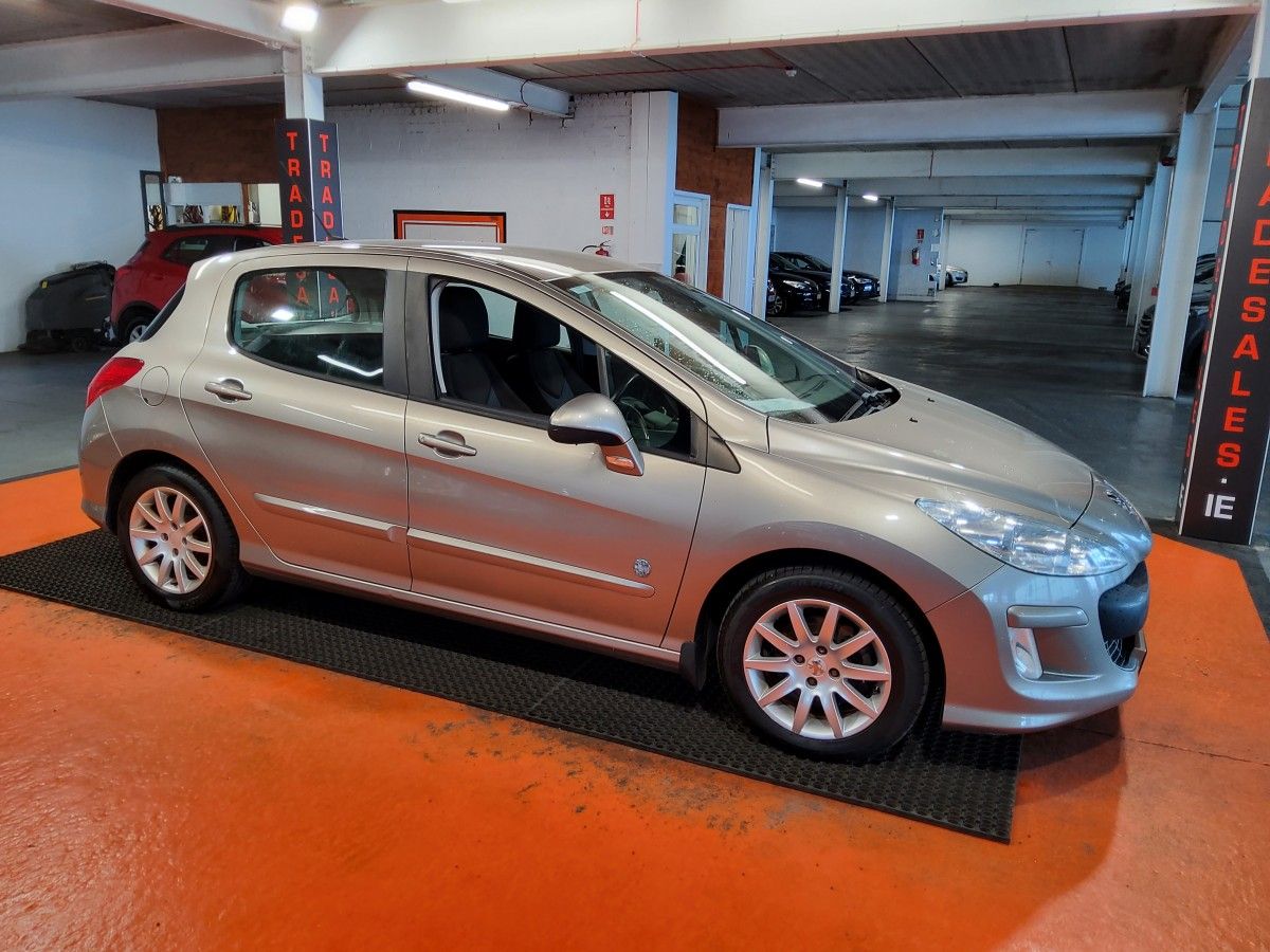 Peugeot 308 1.6 HDI 92BHP 5 dr ENVY