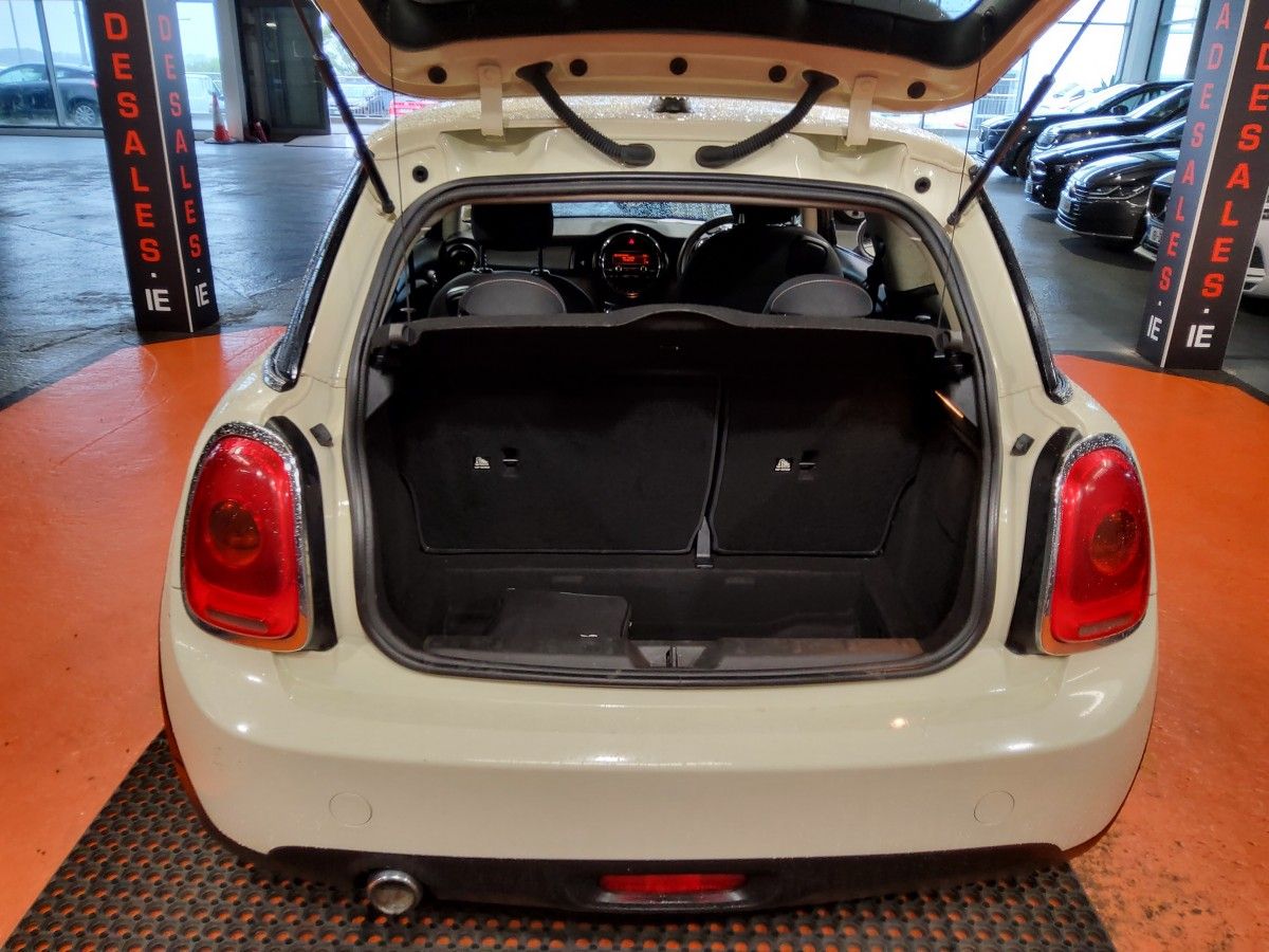 MINI Cooper Cooper D