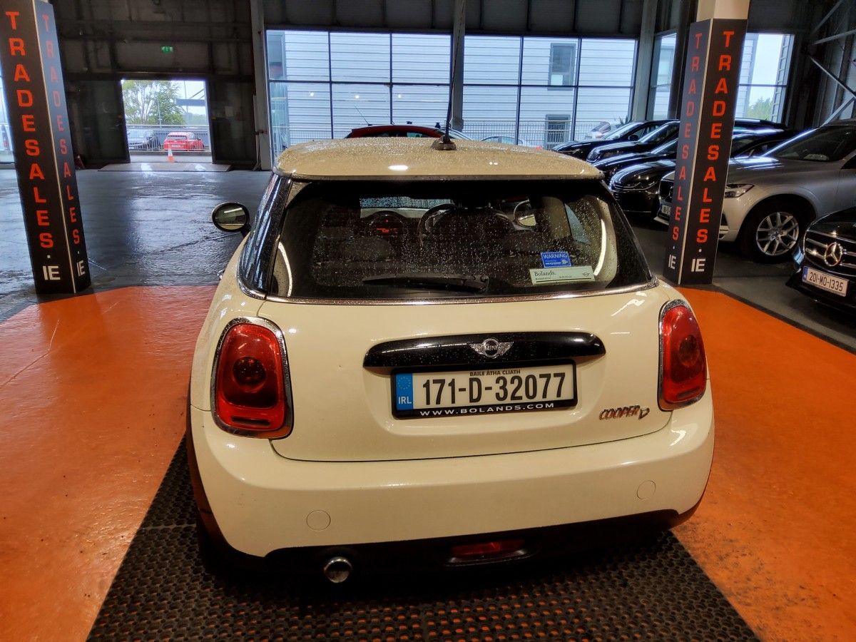 MINI Cooper Cooper D