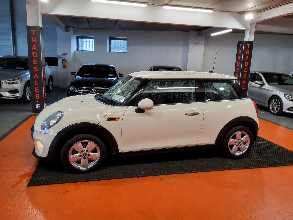 MINI Cooper Cooper D