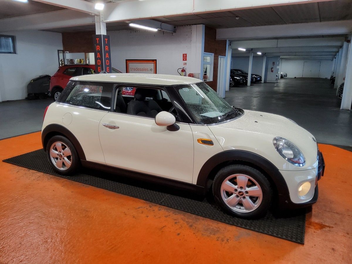 MINI Cooper Cooper D
