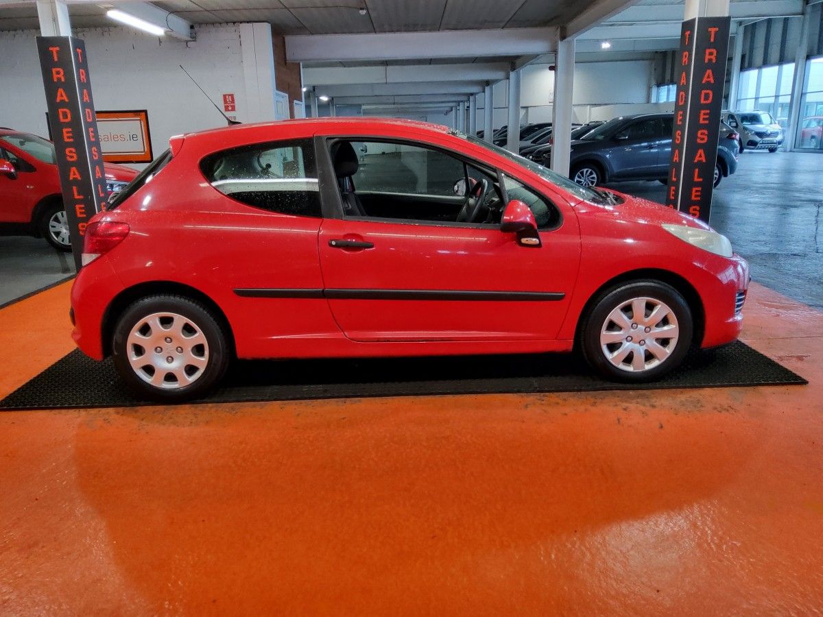 Peugeot 207 1.4 HDI 70 bhp S