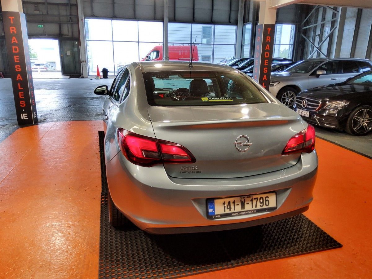 Opel Astra 1.3 CDTI 95PS S/S SE