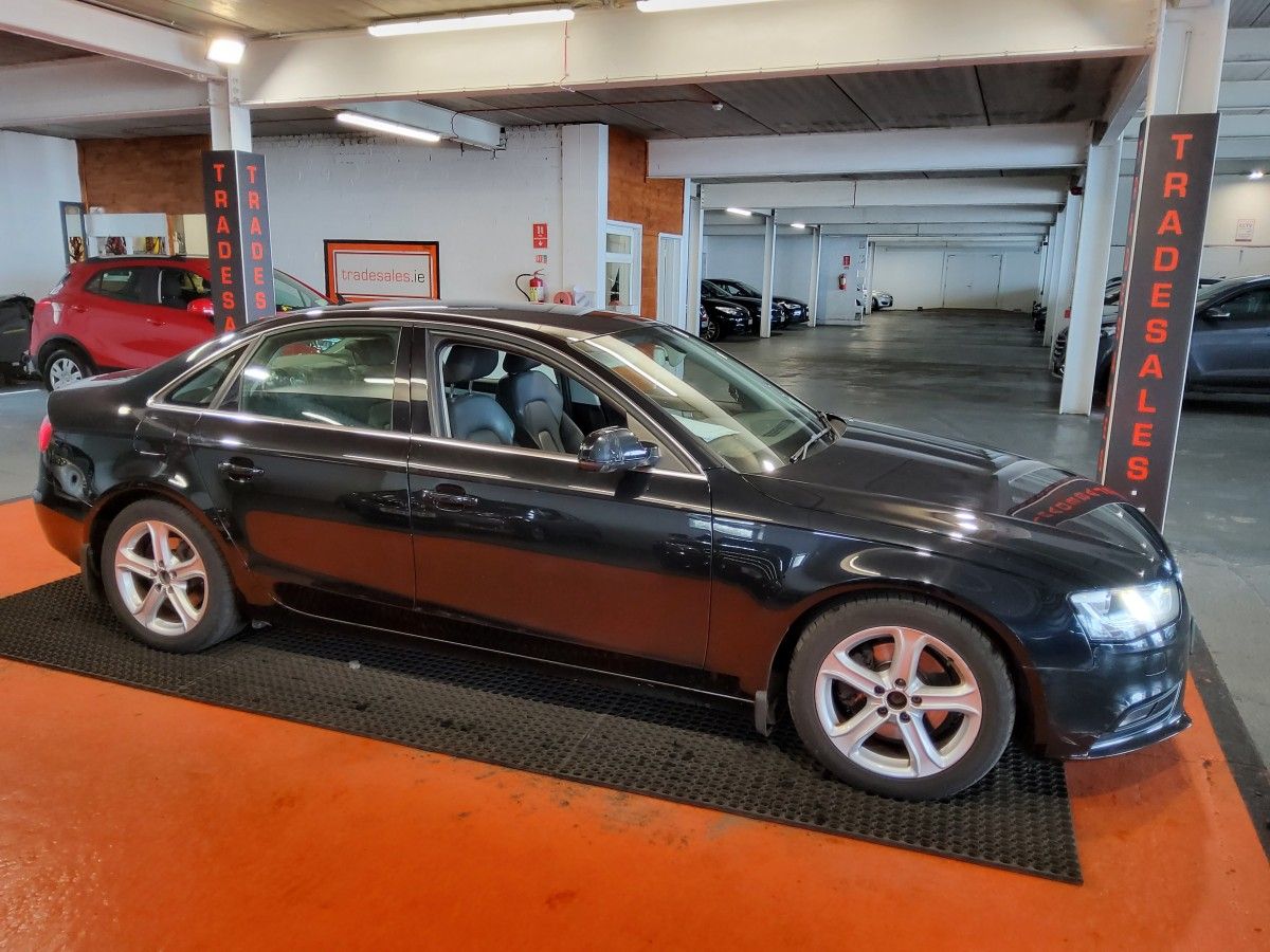 Audi A4 2.0TDI 136HP Ultra SE
