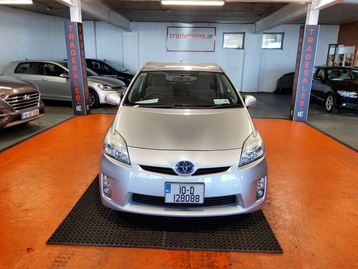 Toyota Prius 1.8 Hybrid Base