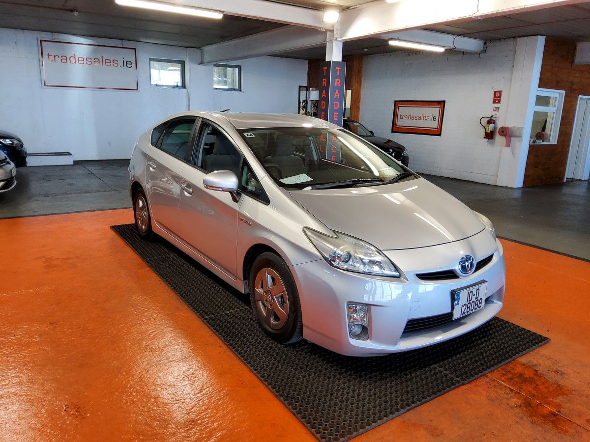 Toyota Prius 1.8 Hybrid Base