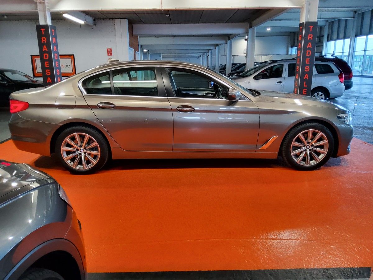 BMW 5 Series 520d SE 18" Auto