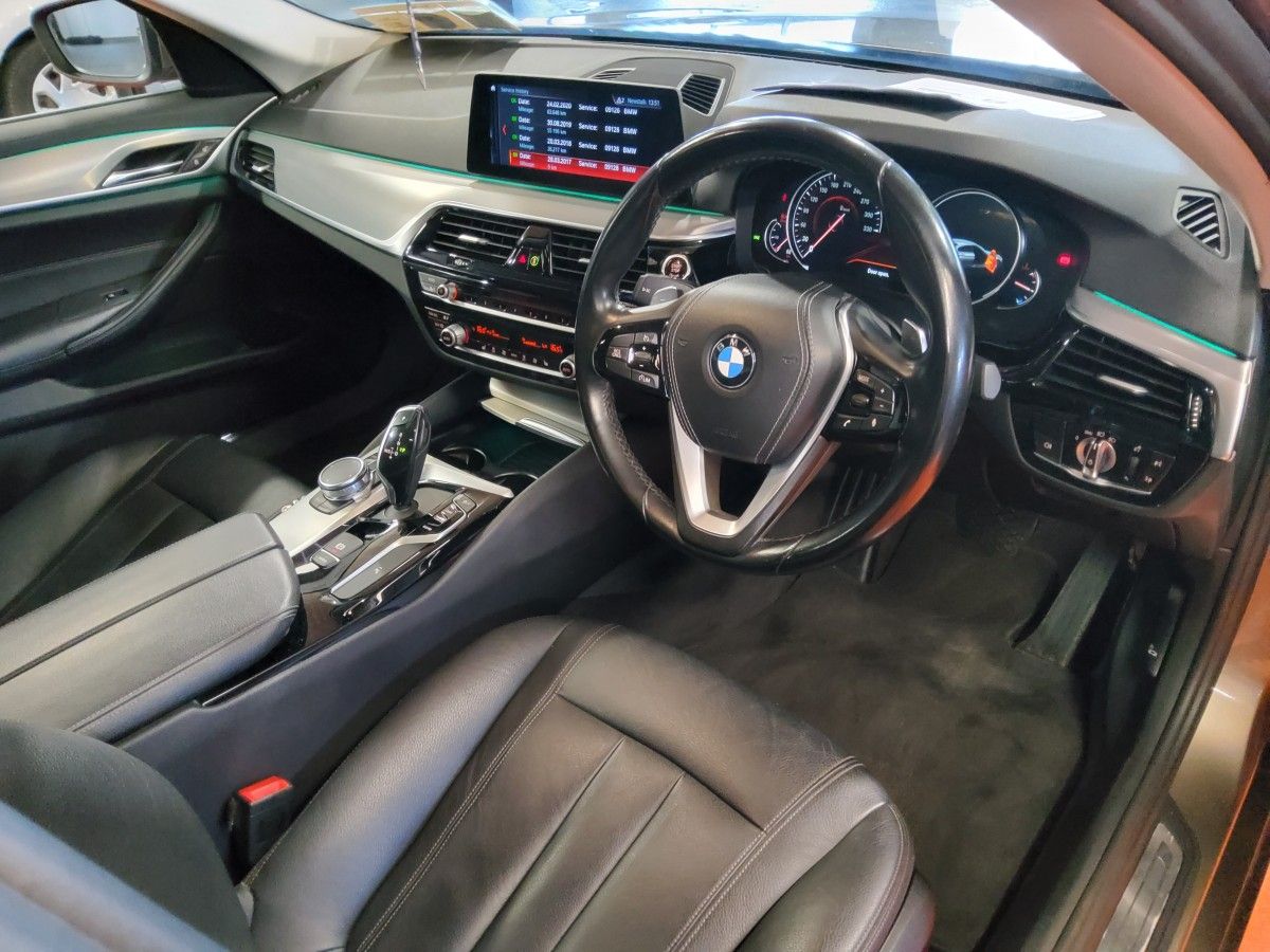 BMW 5 Series 520d SE 18" Auto