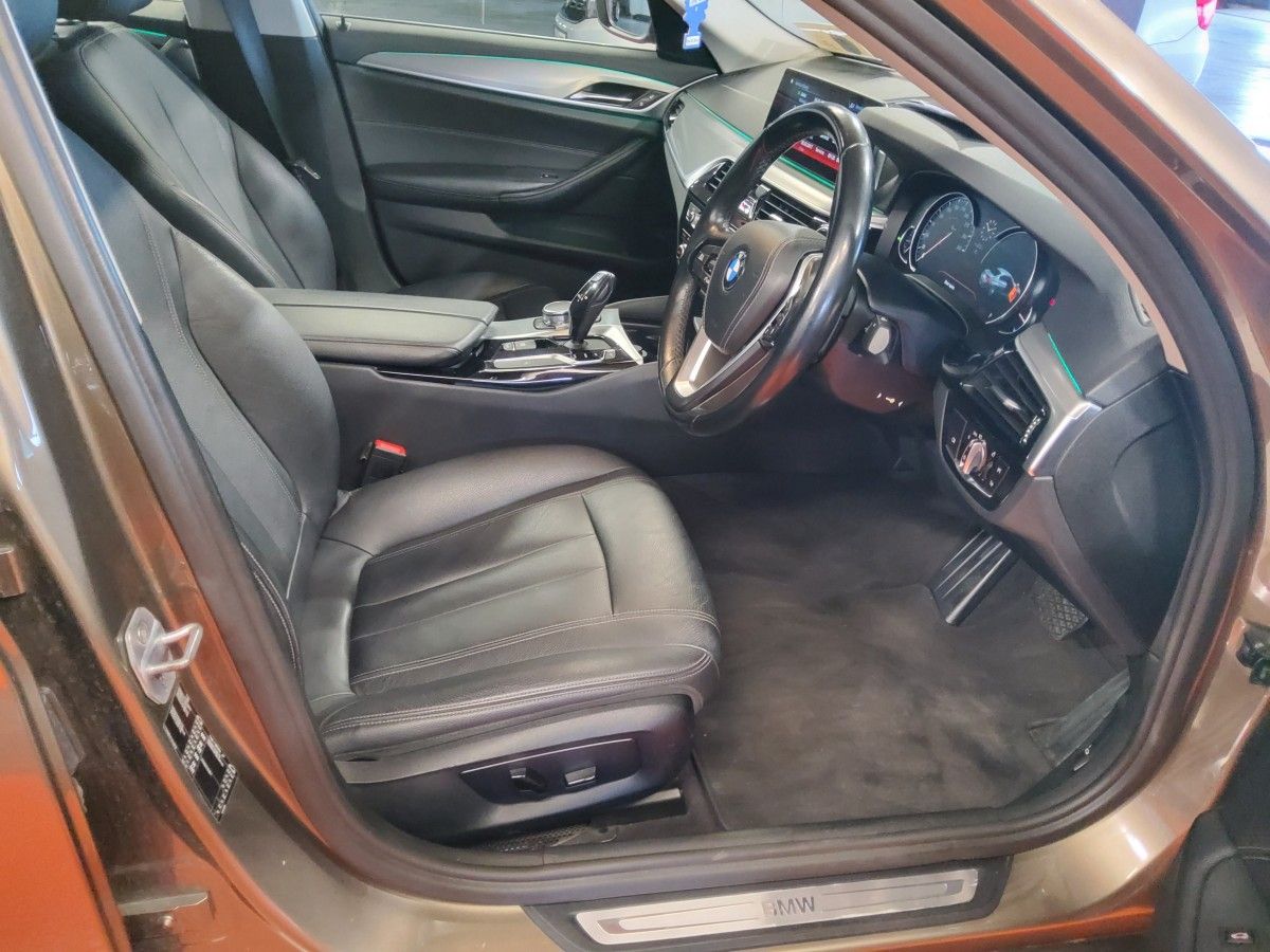 BMW 5 Series 520d SE 18" Auto