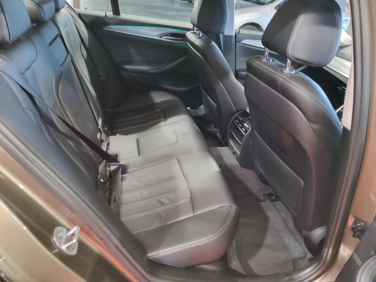 BMW 5 Series 520d SE 18" Auto