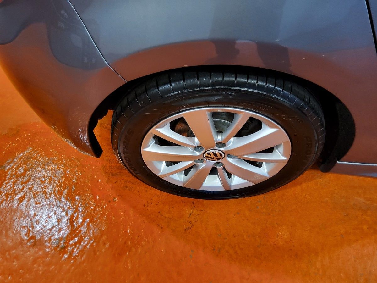Volkswagen Golf 1.6 TDI 105BHP EDITION-R