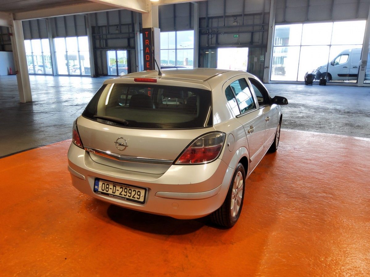 Opel Astra 1.4 16V CLUB