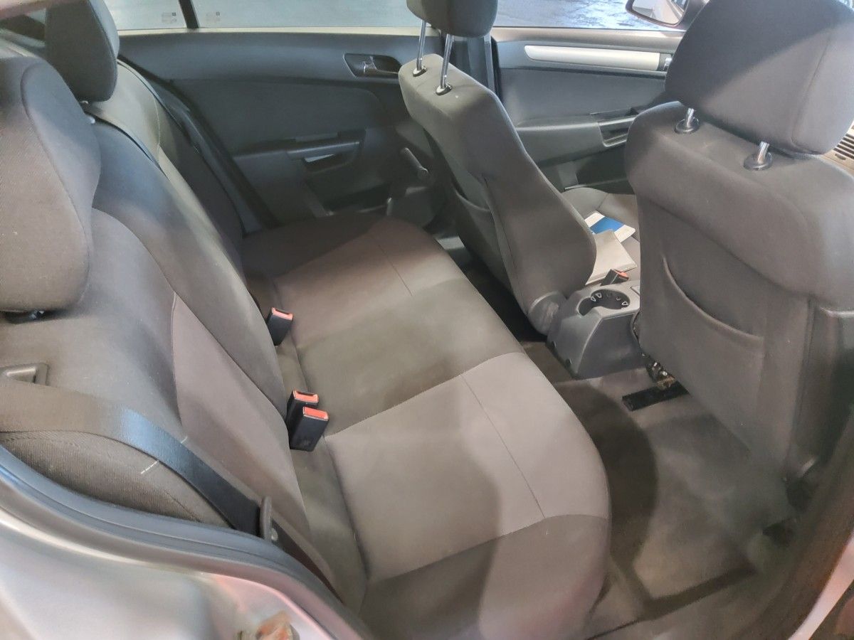 Opel Astra 1.4 16V CLUB