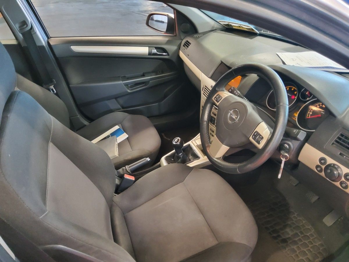 Opel Astra 1.4 16V CLUB
