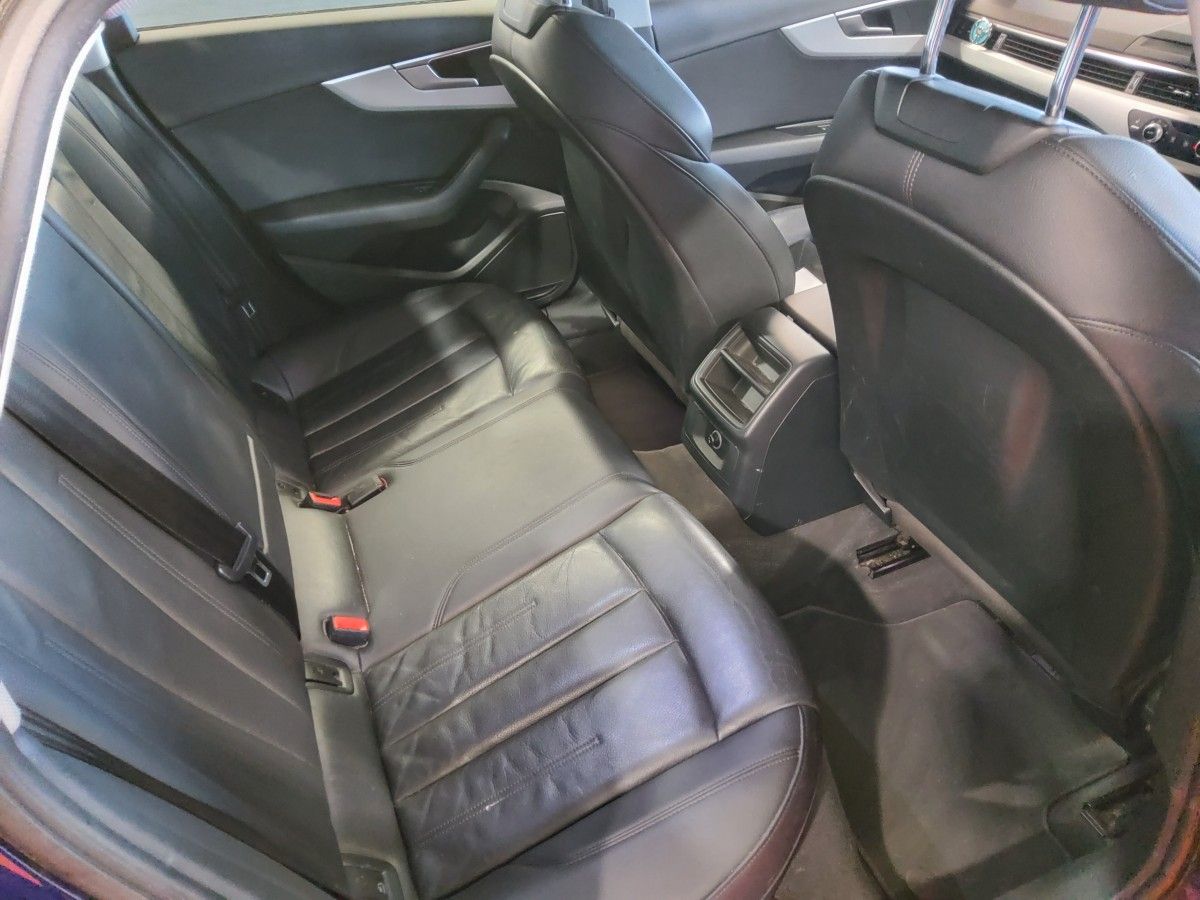 Audi A4 2.0TDI 150HP SE Ultra 18