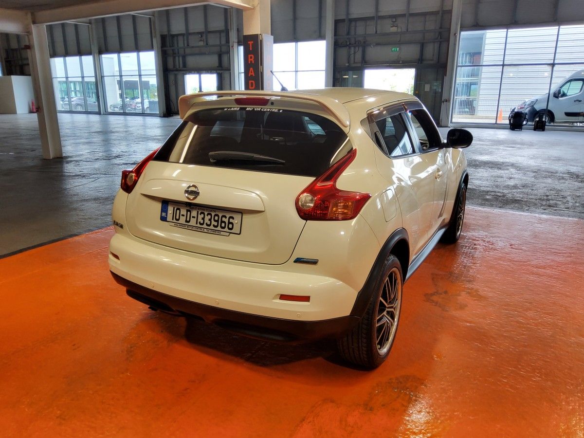 Nissan Juke 1.6 litre petrol SV CVT
