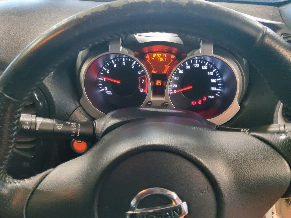 Nissan Juke 1.6 litre petrol SV CVT