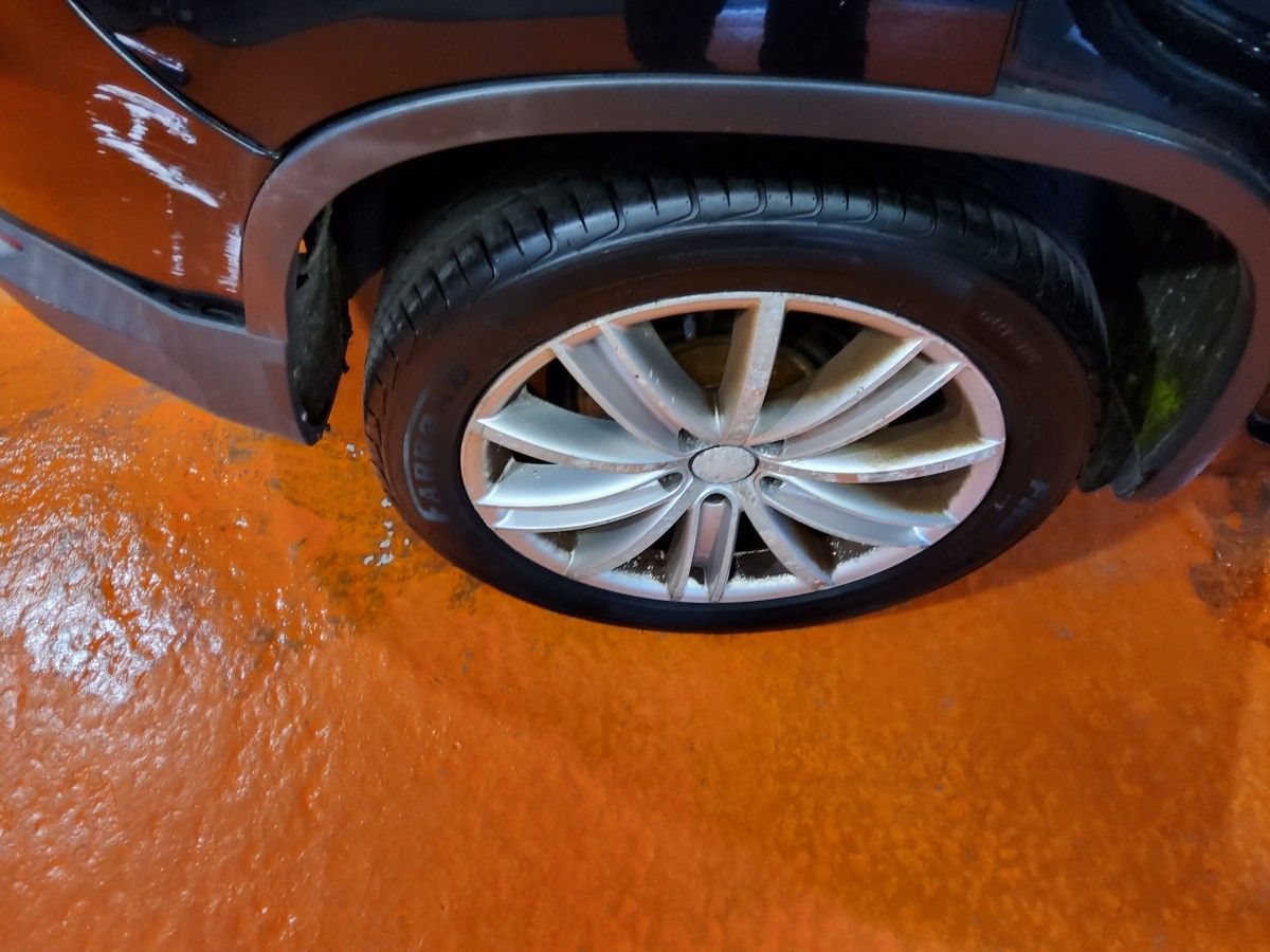 Volkswagen Tiguan 2.0 TDI BLUEMOTION TREND & FUN