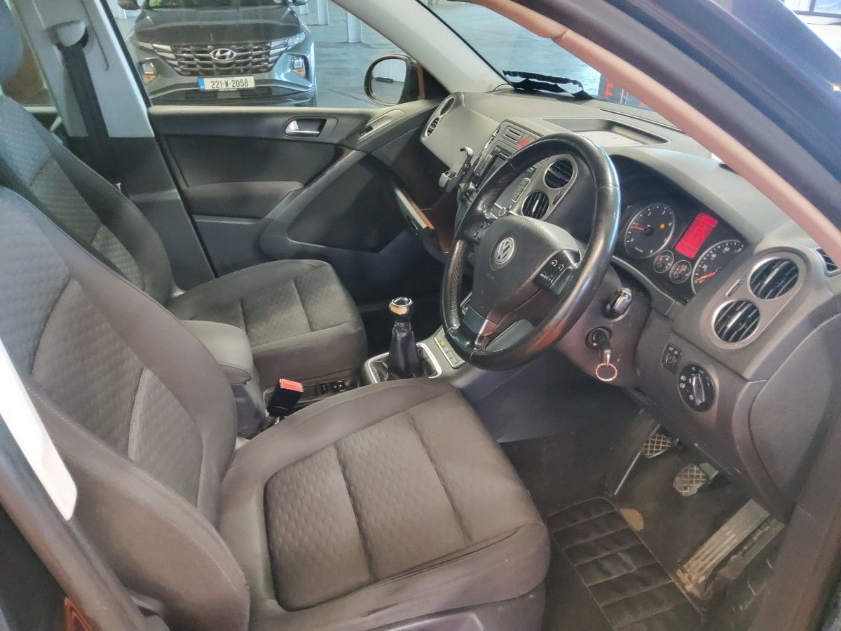 Volkswagen Tiguan 2.0 TDI BLUEMOTION TREND & FUN