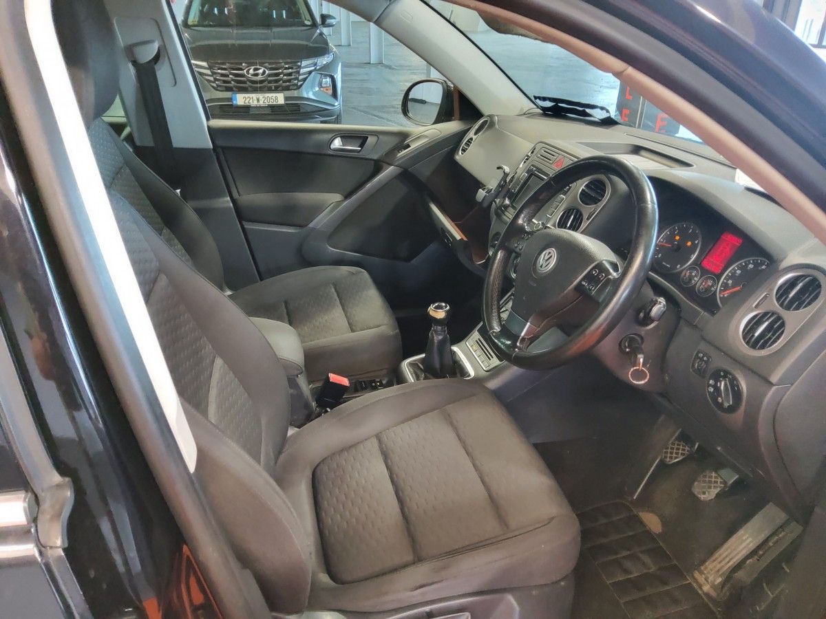 Volkswagen Tiguan 2.0 TDI BLUEMOTION TREND & FUN