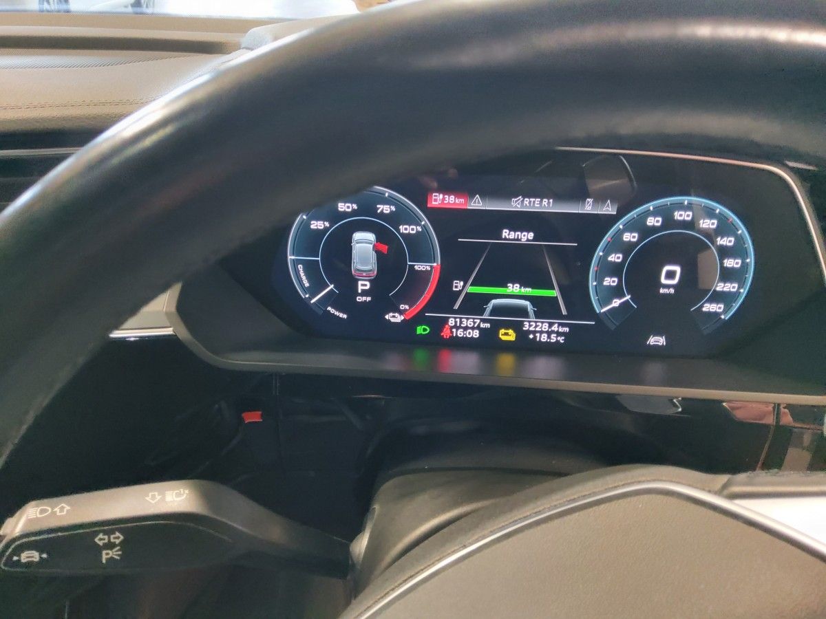 Audi E-Tron 50 quattro Advance