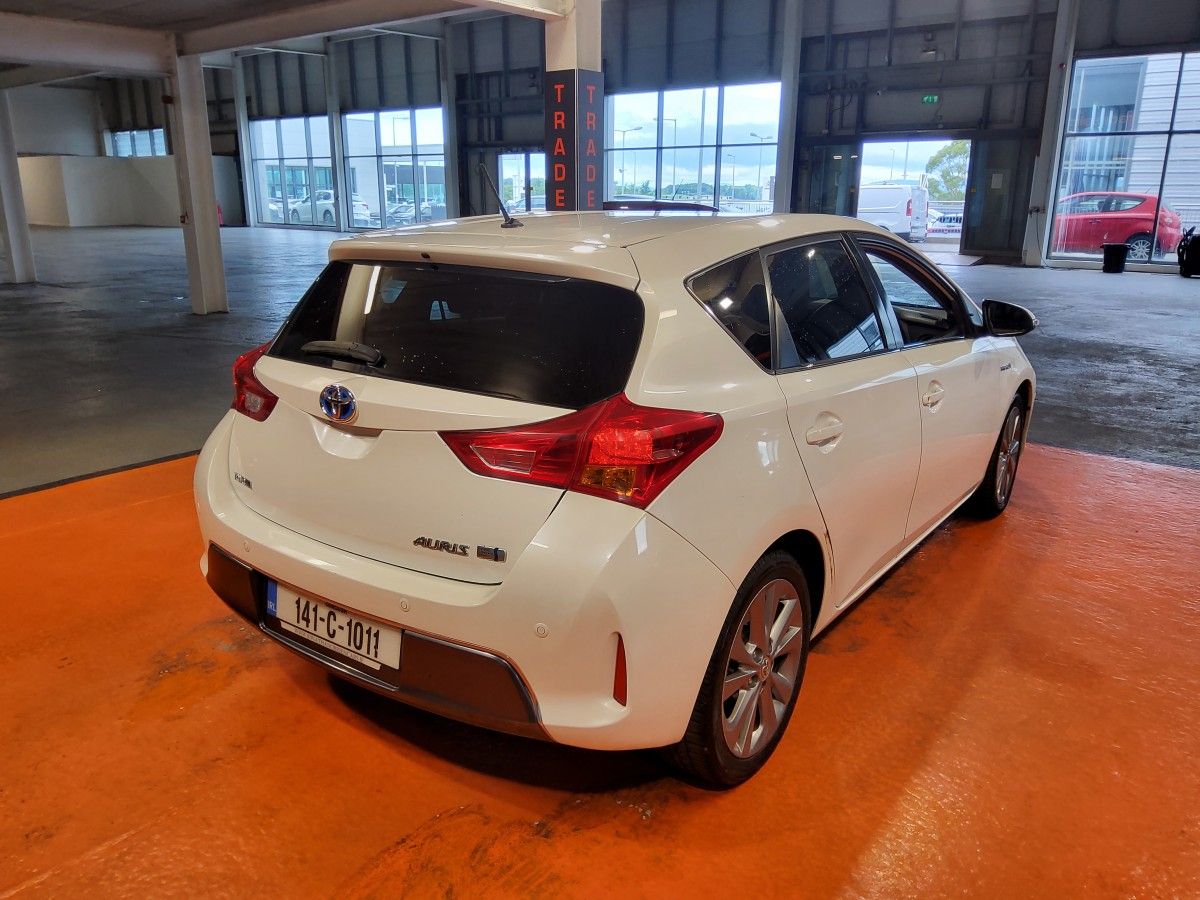 Toyota Auris Auris Hybrid Luxury